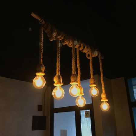 Gather تاينان المظهر الخارجي الصورة
